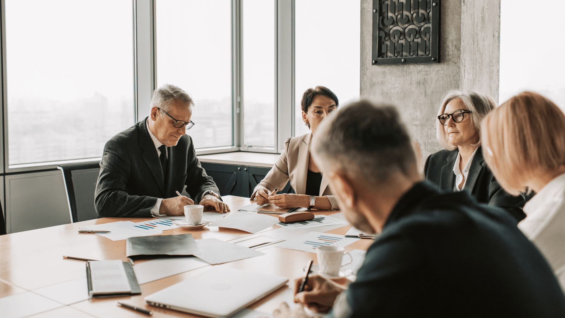 Wellbeing w zespole to nie benefit, a strategia biznesowa – jak programy integracyjne nowej generacji budują odporność organizacji